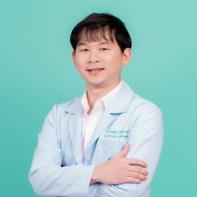 JESSADA LUXKANAWONG,M.D.
