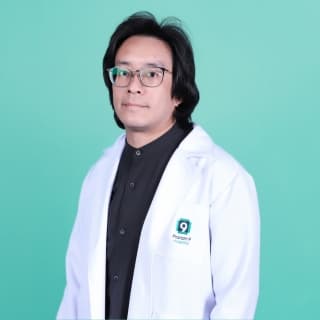 VARIT  WATCHARAPRECHASAKUL,M.D.