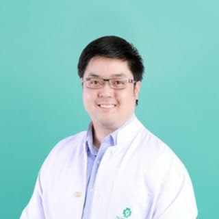 PAKORN CHUENJIT,DDS.